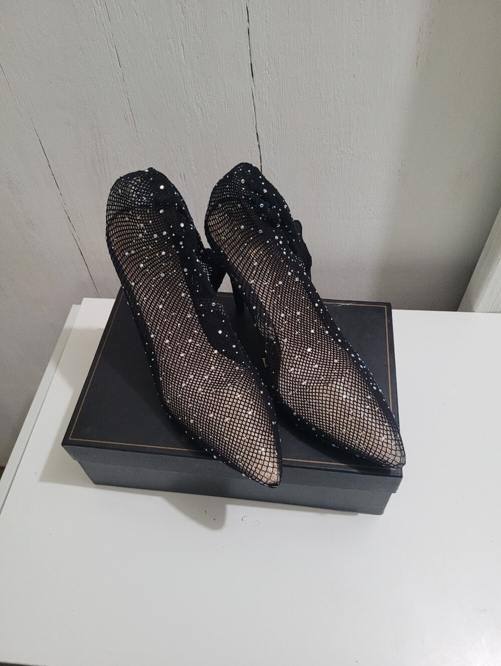 Black Mesh Embellished Pointed Toe Women's Pumps